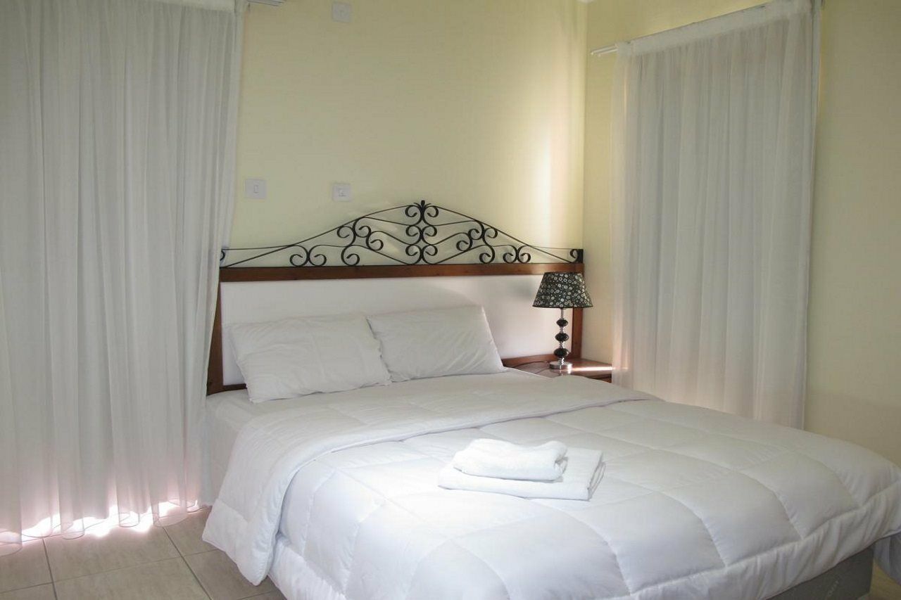 Mackenzie Beach Hotel 拉纳卡 外观 照片